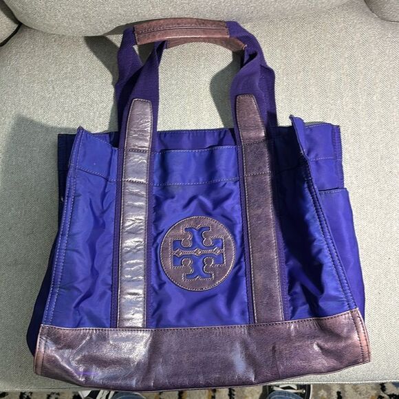 Tory Burch Ella purple tote - Picture 1 of 4